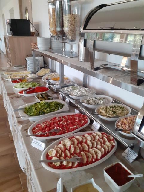 Pokoje Goscinne Frik Jantar Bagian luar foto